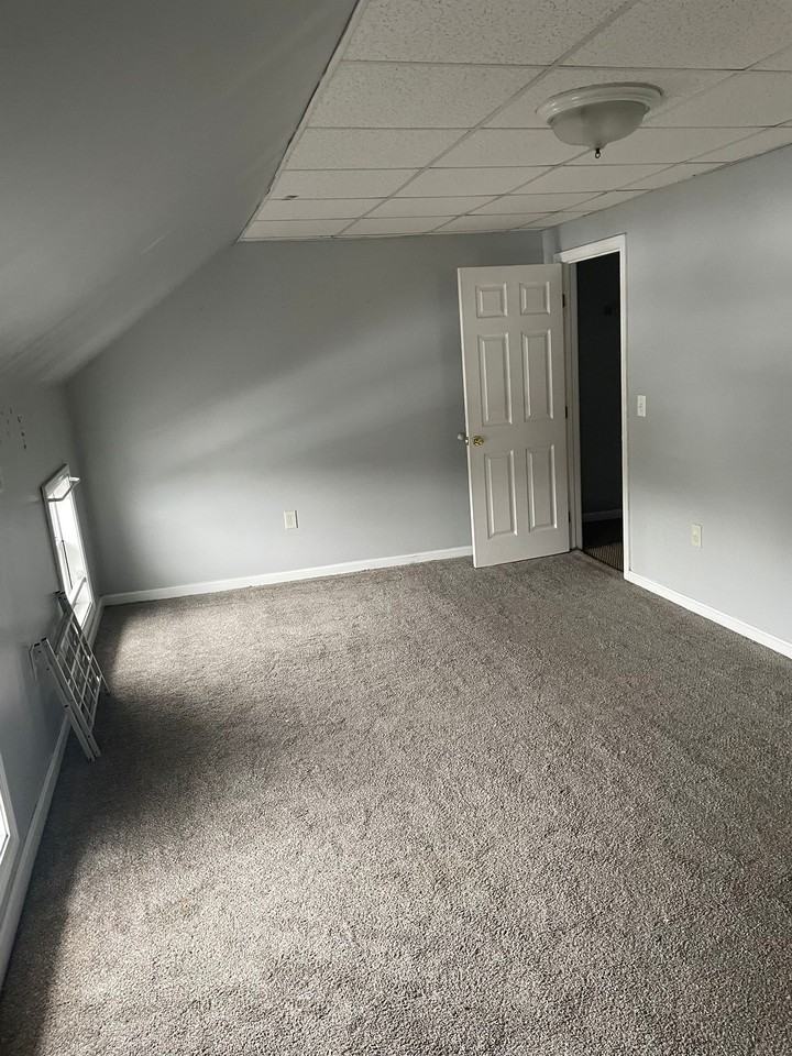 1899 N Main St #2 - Photo 3 of 13