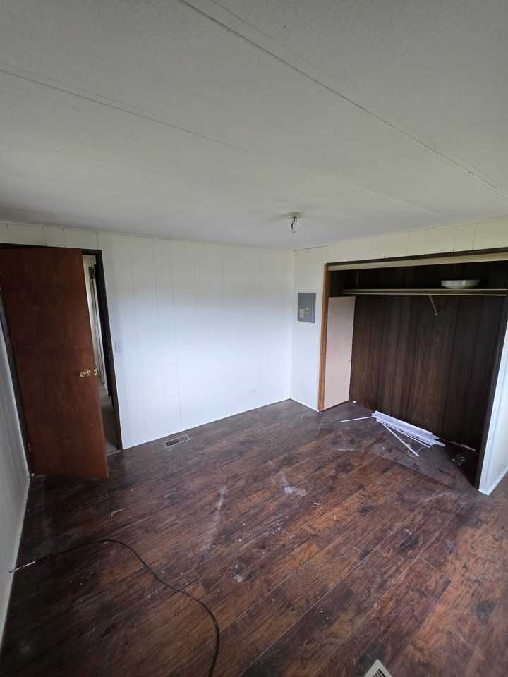 10561 N Loomis Rd #NA - Photo 3 of 9