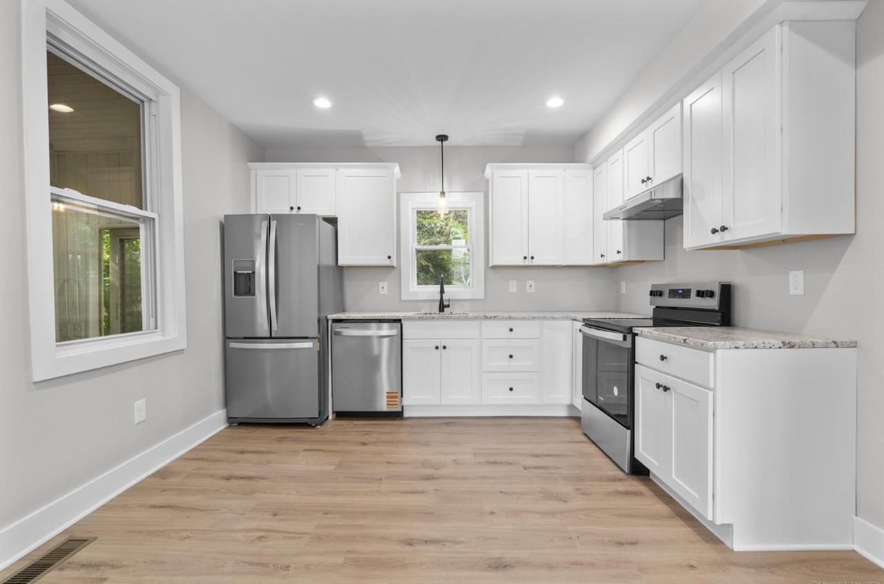 53 Academy St - Photo 2 of 13