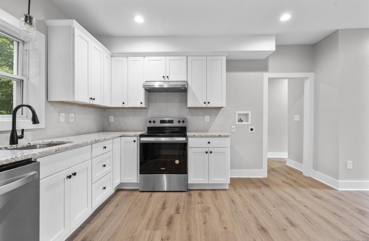 53 Academy St - Photo 3 of 13