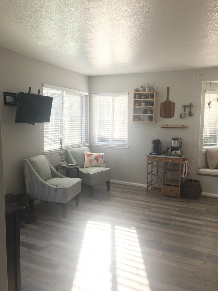 318 Robin Cir #NA - Photo 6 of 16