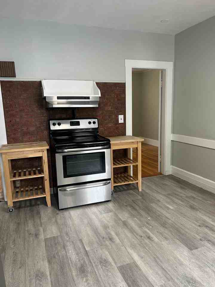 10 Rockland St #2 - Photo 3 of 12