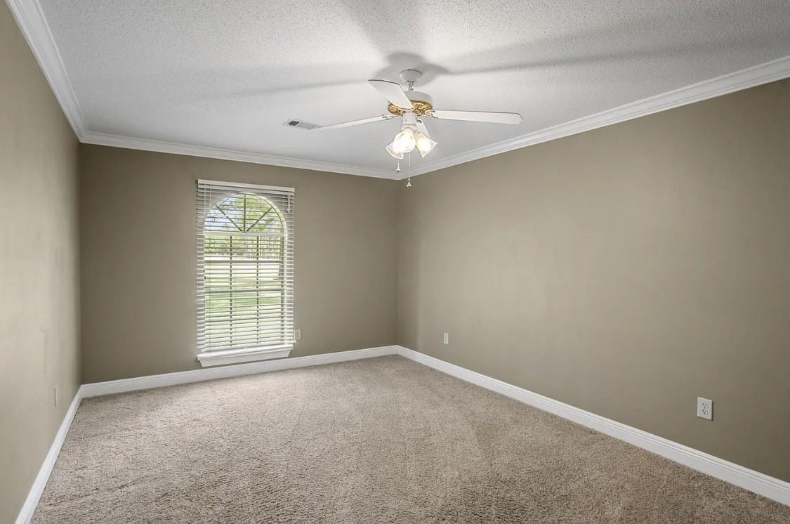 9 Goodluck Rd #NA - Photo 2 of 17