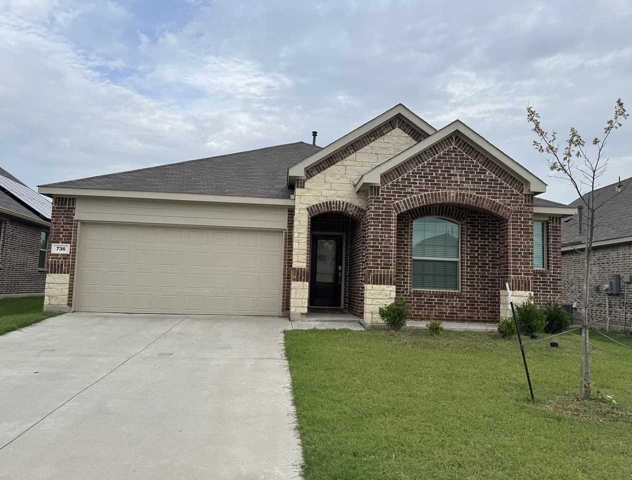 736 Pollyann Trl #NA - Photo 2 of 21