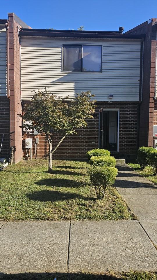 909 Porter Ct Ne #B1 - Photo 4 of 18