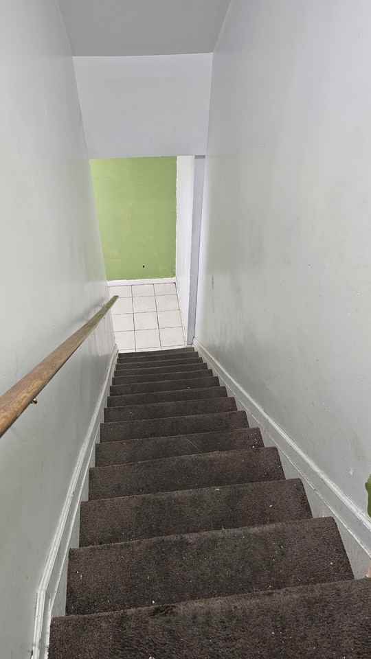 909 Porter Ct Ne #B1 - Photo 6 of 18