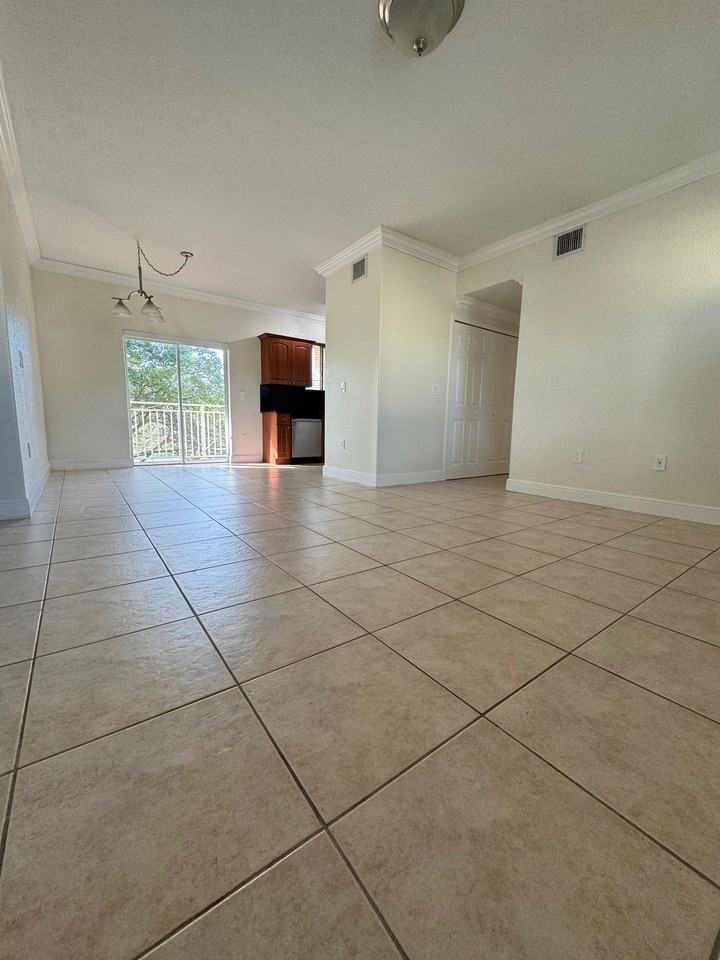 7280 Nw 174th Ter #201 - Photo 6 of 23