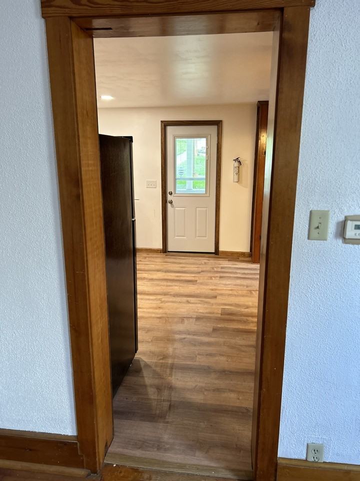 123 S Thomas St #123 - Photo 3 of 16