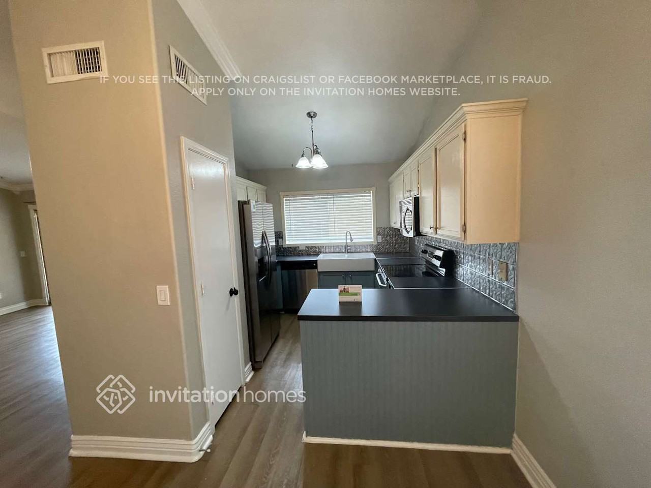 1249 E Douglas Ave - Photo 3 of 13