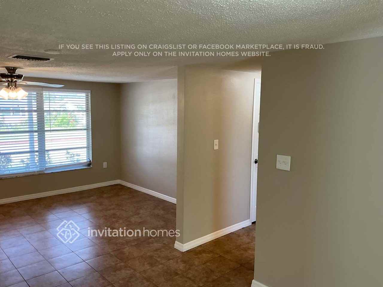 8018 Pineapple Ln - Photo 3 of 11