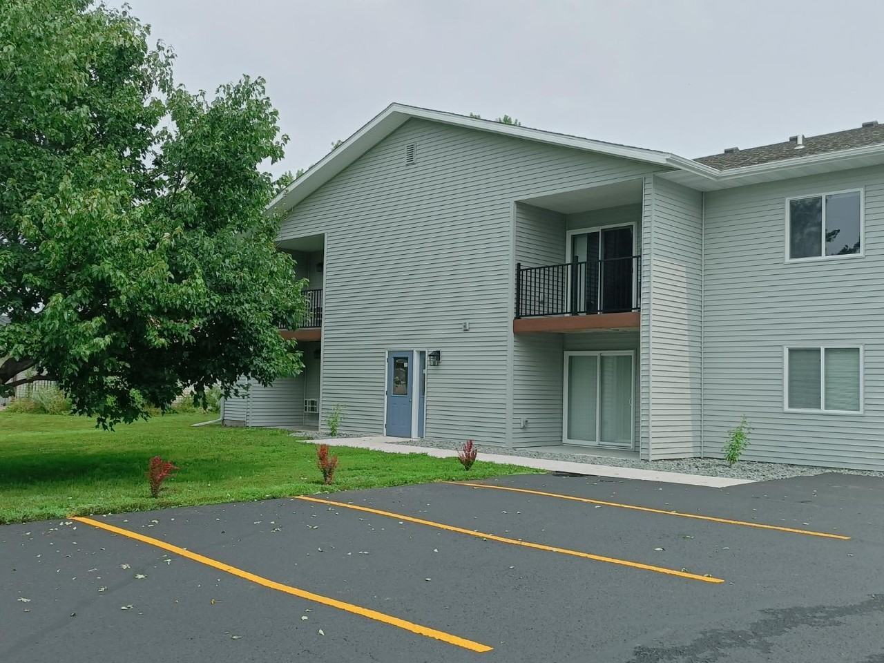 Baldwin - Photo 2 of 10