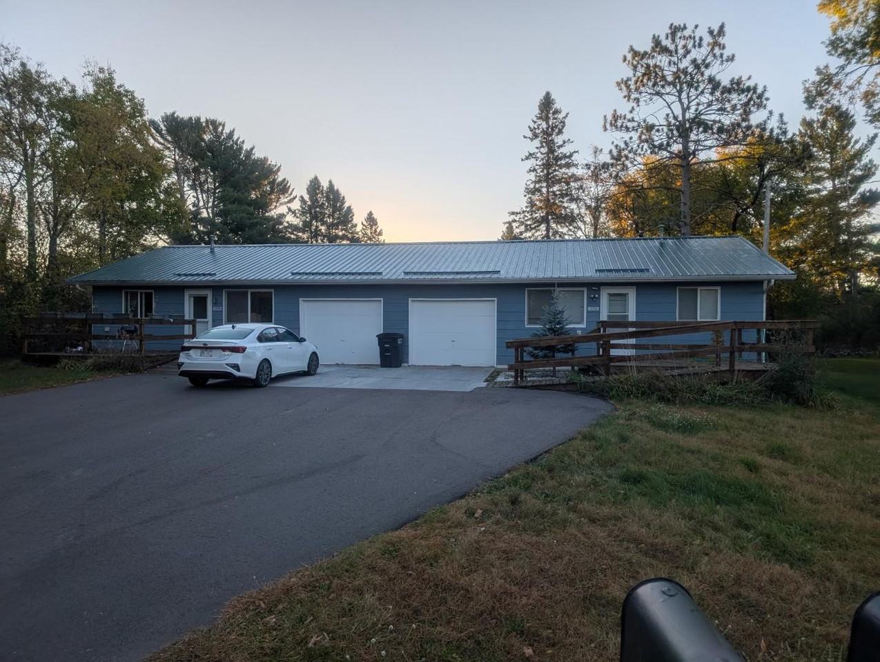 10596 Glenwood - Photo 2 of 18