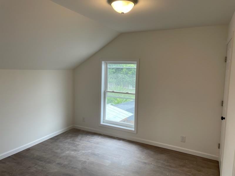 667 E Woodrow Ave - Photo 6 of 18
