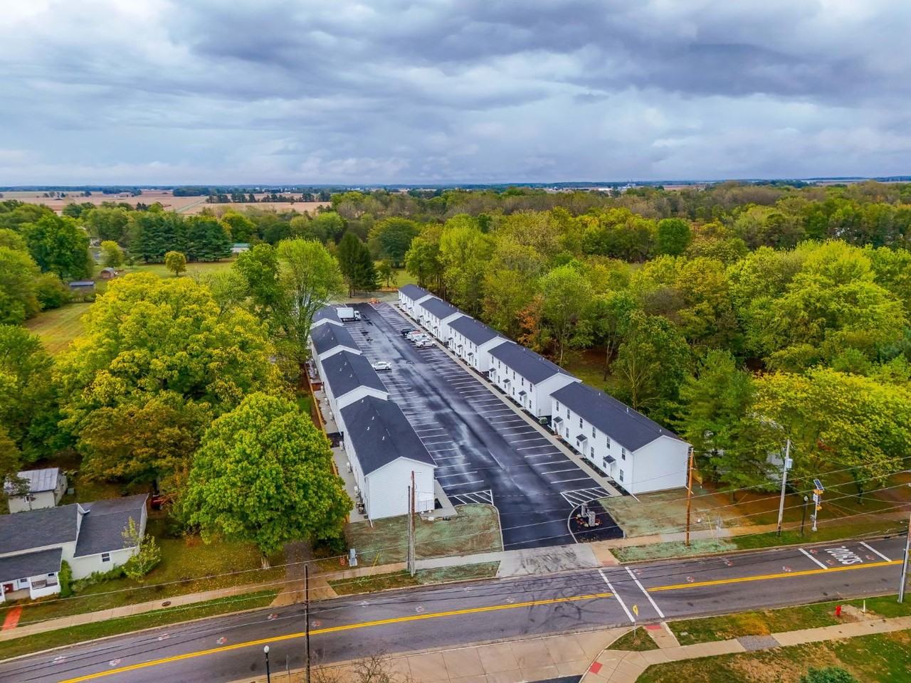 390F N Franklin St - Photo 3 of 17