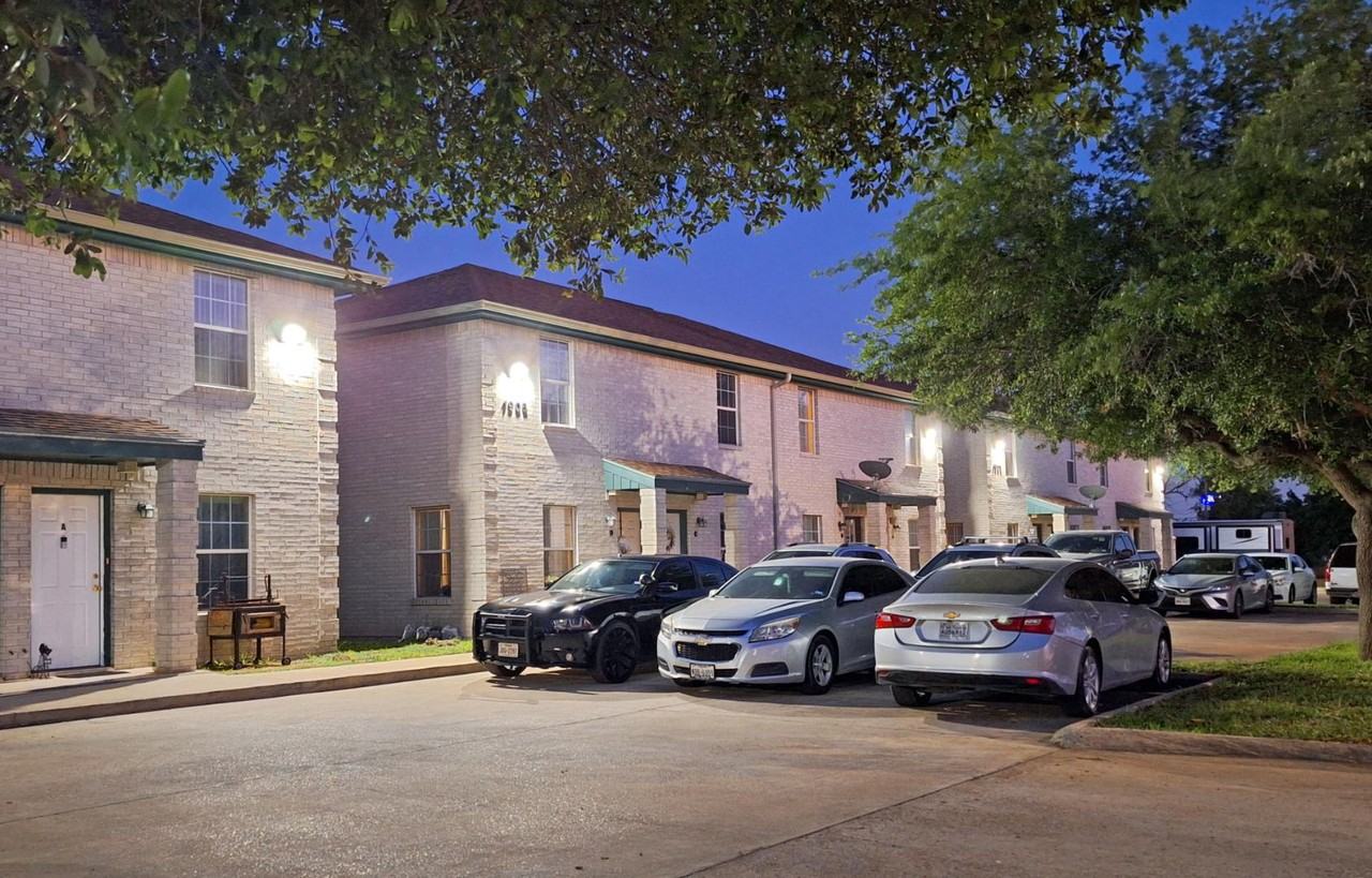 1907 Maria Isabel Drive - Photo 2 of 2