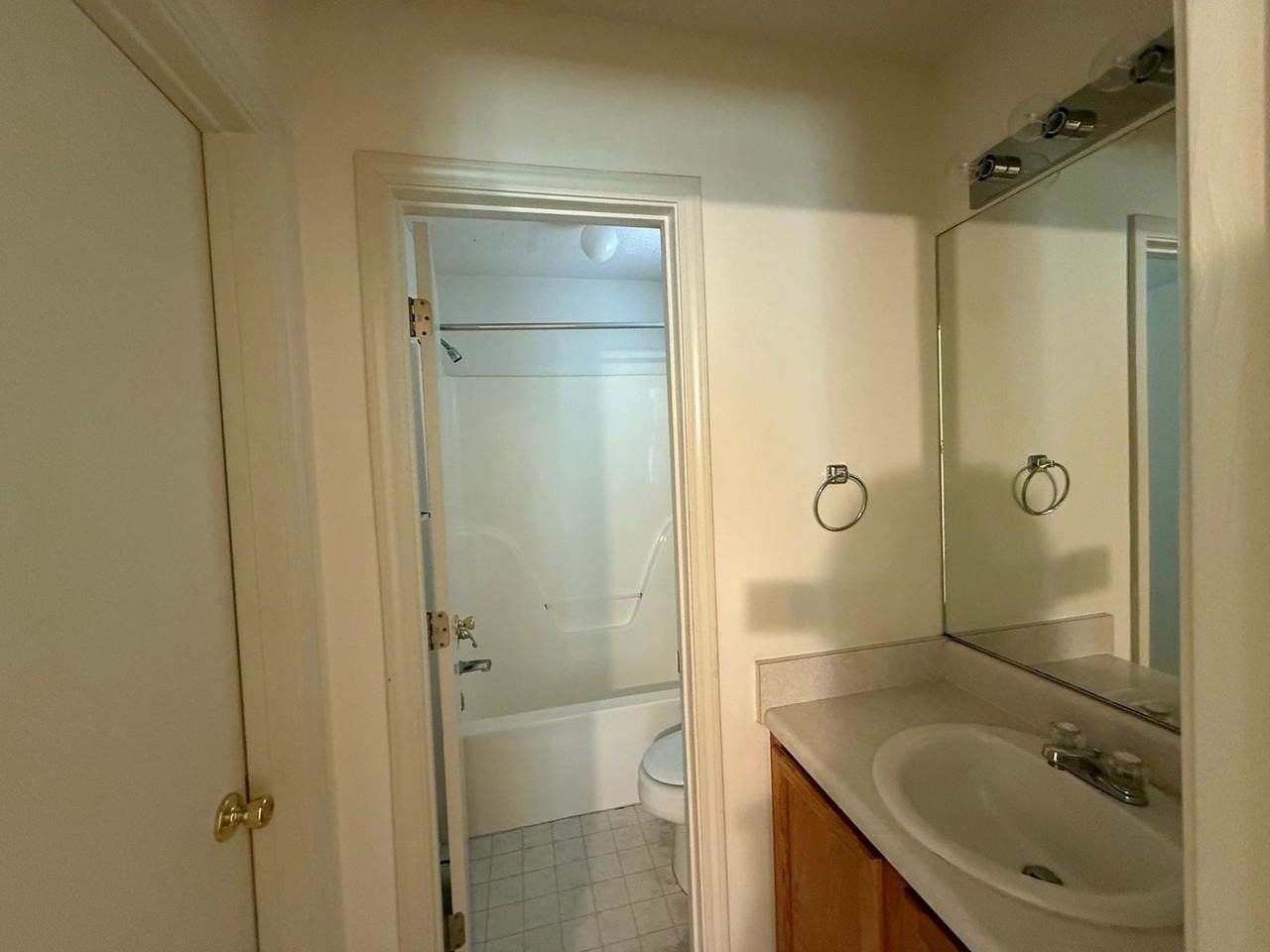 26 West Residences - Photo 6 of 19