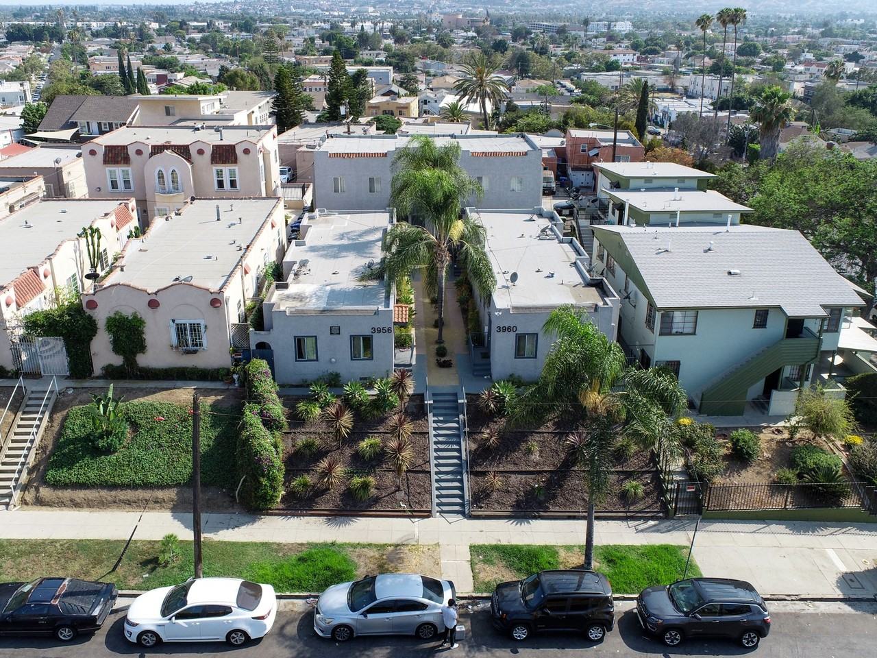 3956 W 27th St - Photo 2 of 4