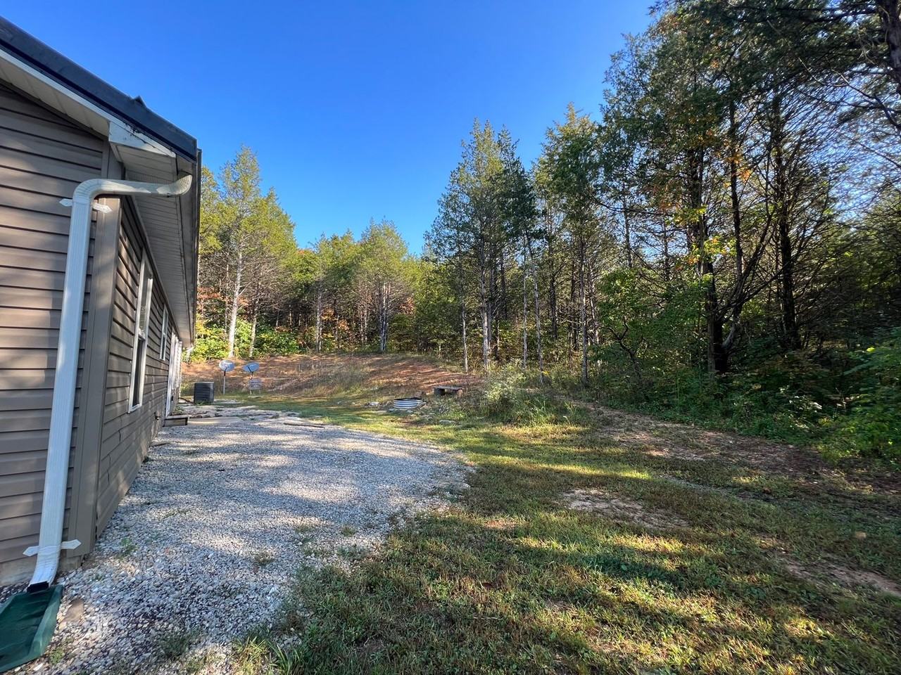 11237 Ashville Dr - Photo 2 of 19