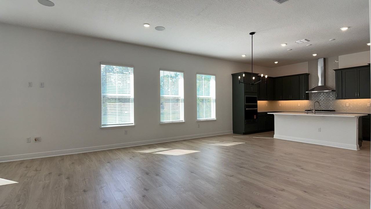 14415 Crest Palm Ave - Photo 5 of 50