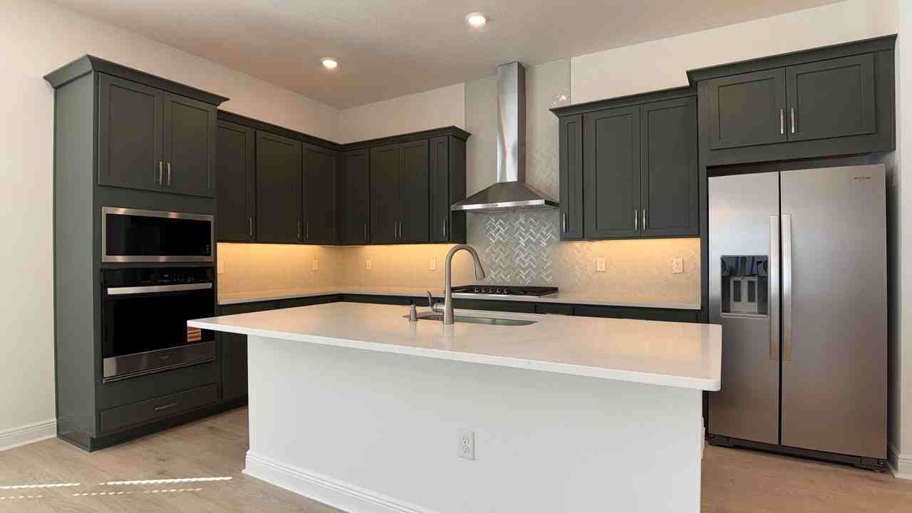 14415 Crest Palm Ave - Photo 3 of 50