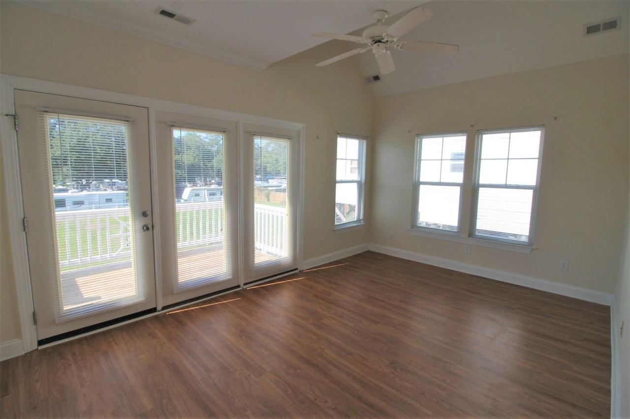 281 Fulcher Landing Rd - Photo 3 of 50