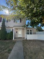 featured image of 4843 Oakwood Trl