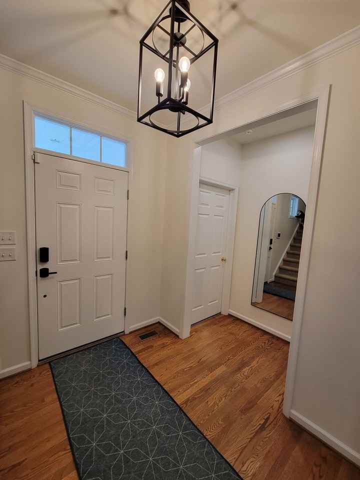 6765 Mann Ave - Photo 3 of 26