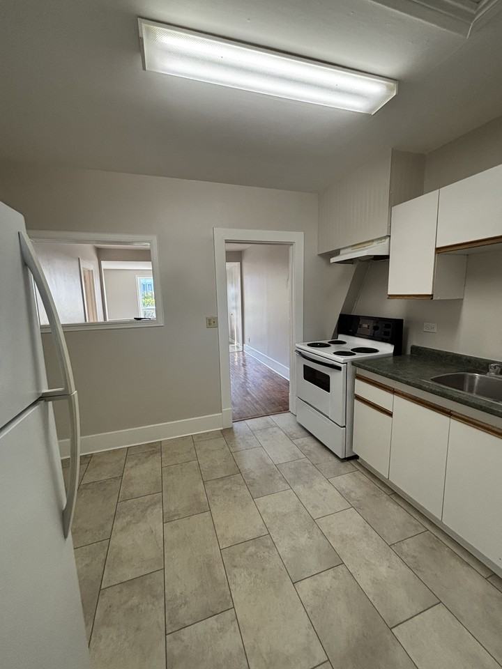 273 Vipond Rd #B - Photo 2 of 11