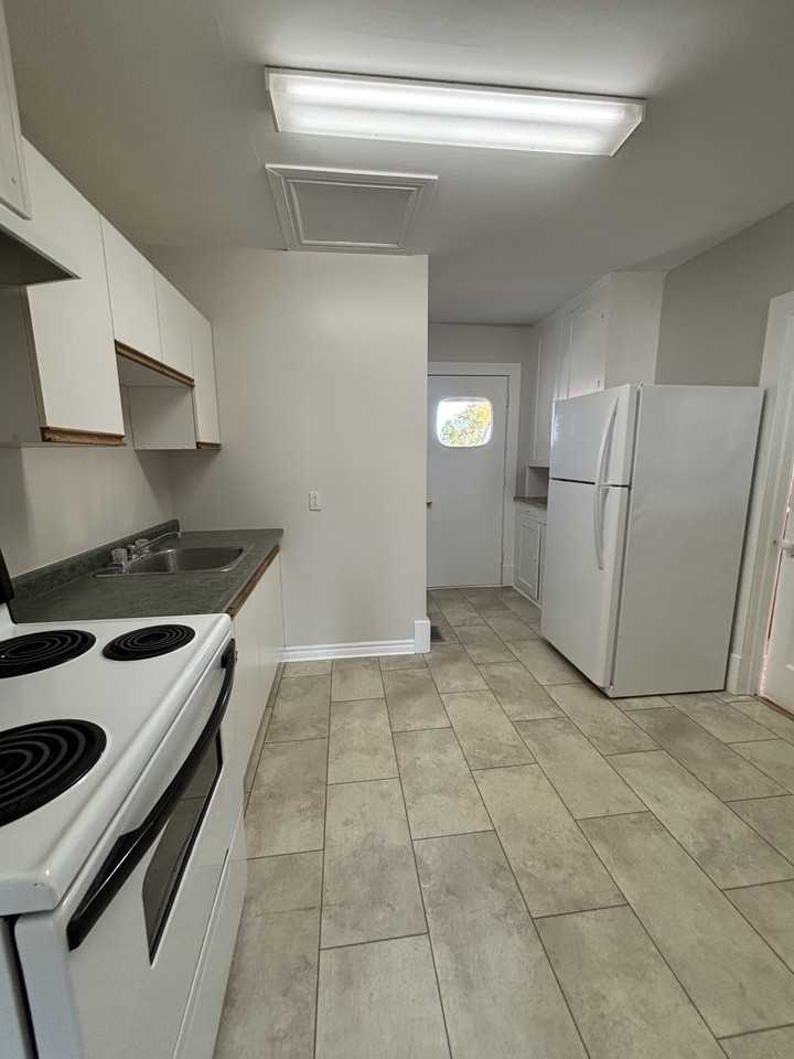 273 Vipond Rd #B - Photo 3 of 11