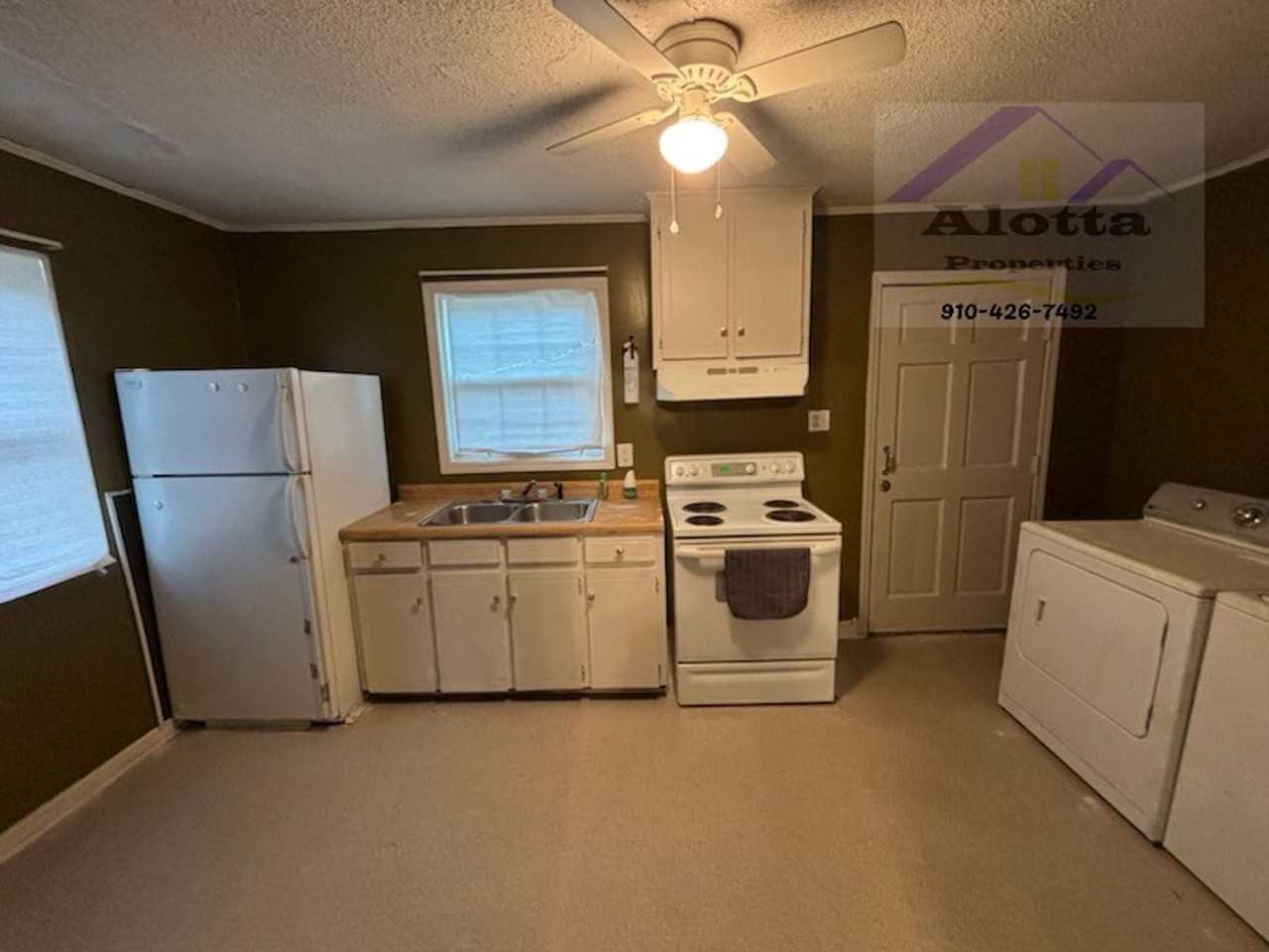 400 Daniel Mcleod Rd - Photo 3 of 7