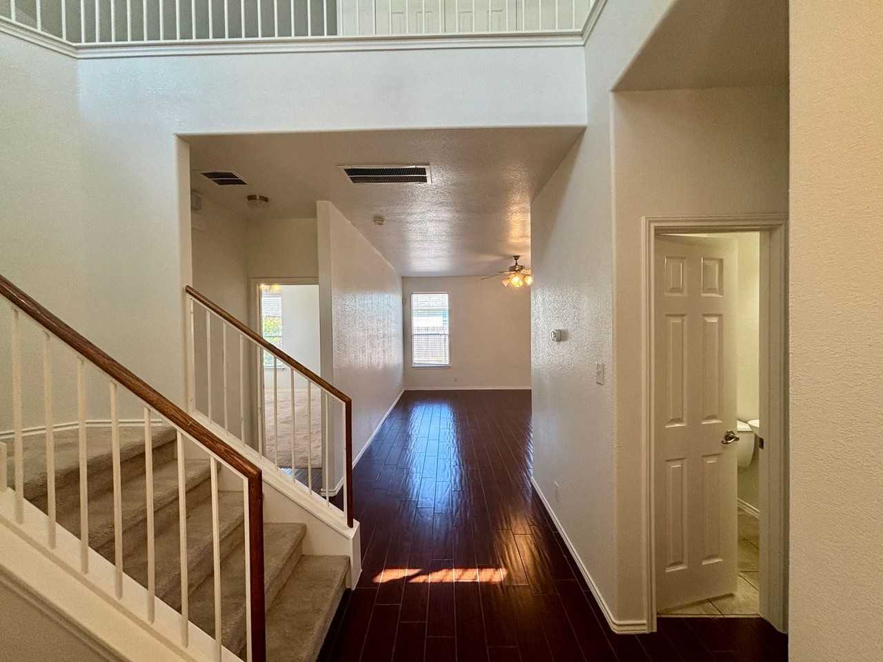 1917 Sand Creek Rd - Photo 5 of 35