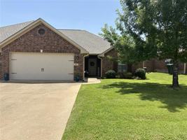 featured image of 4077 Stonebridge Dr