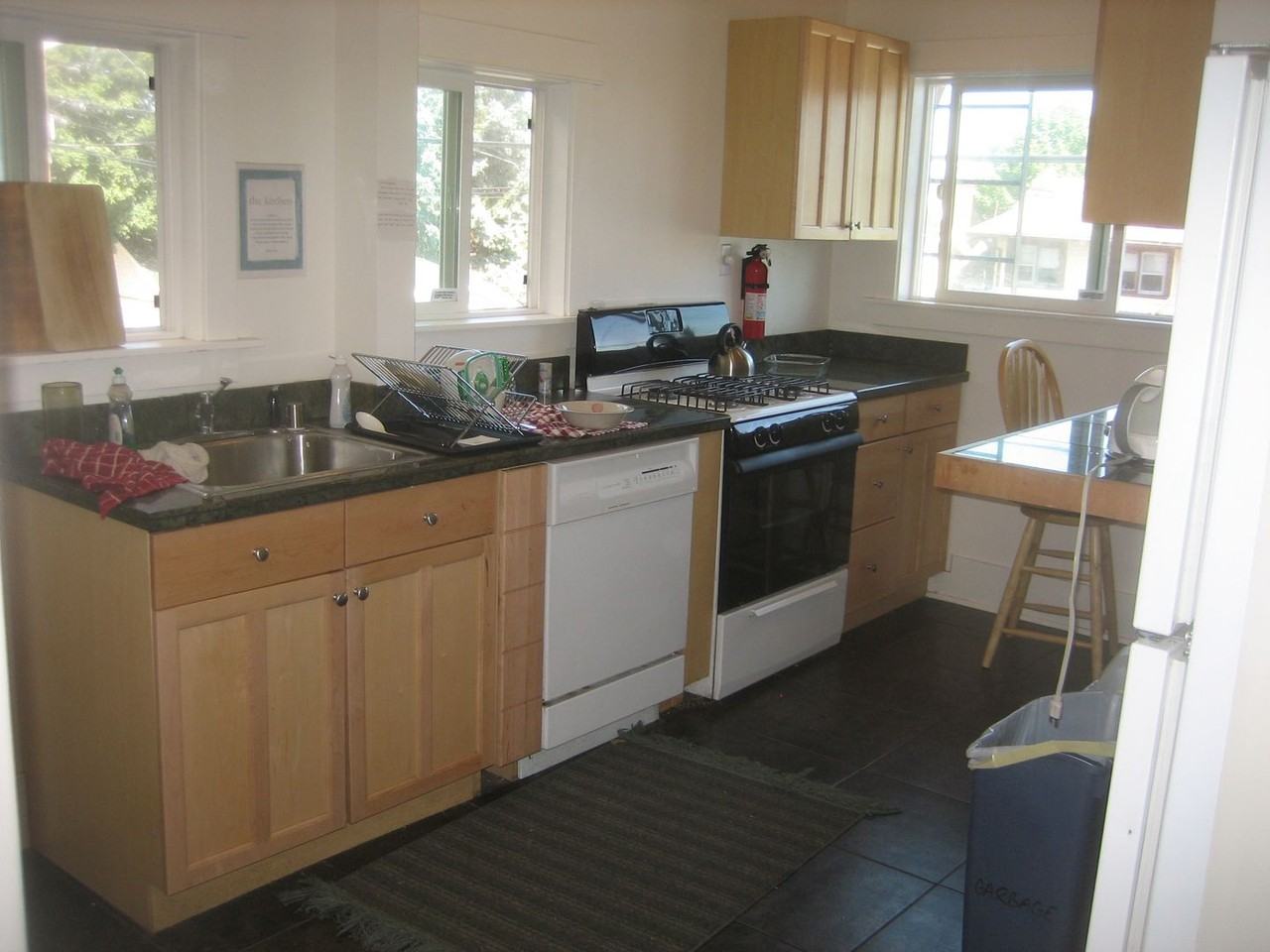 4736 18th Ave Ne #C - Photo 6 of 12
