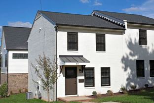 917 Belmont Ave - Photo 1 of 1