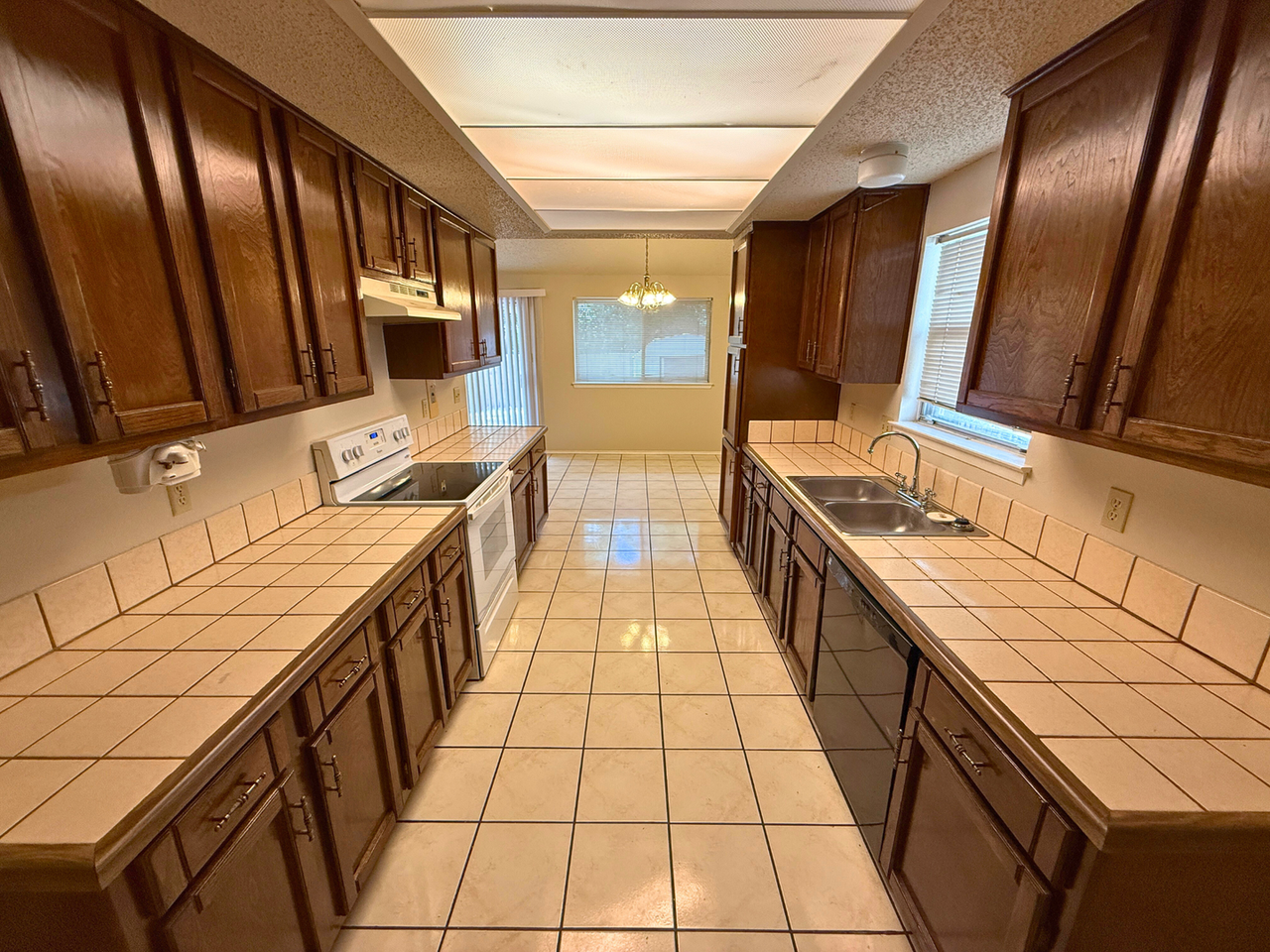 5127 Timber Trace St - Photo 7 of 24