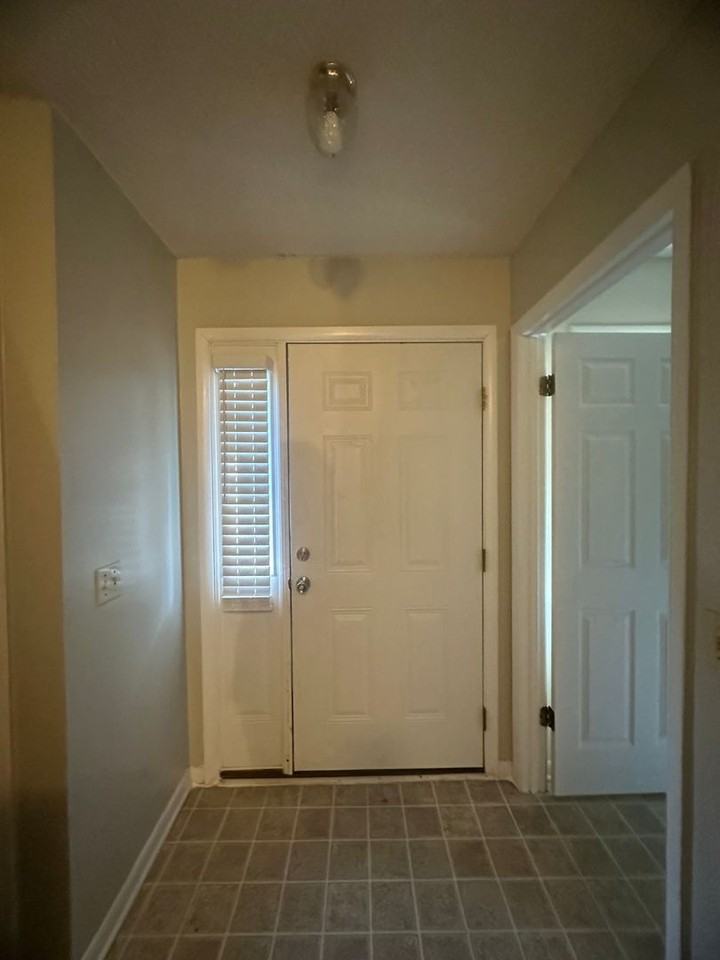 218 Candlebrook Dr - Photo 2 of 19