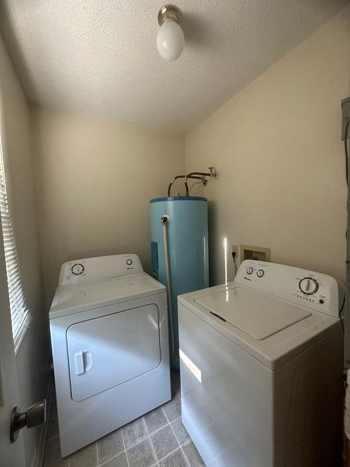 218 Candlebrook Dr - Photo 3 of 19