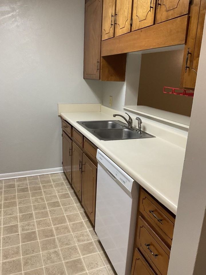 218 Candlebrook Dr - Photo 6 of 19