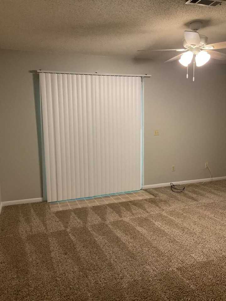 218 Candlebrook Dr - Photo 7 of 19