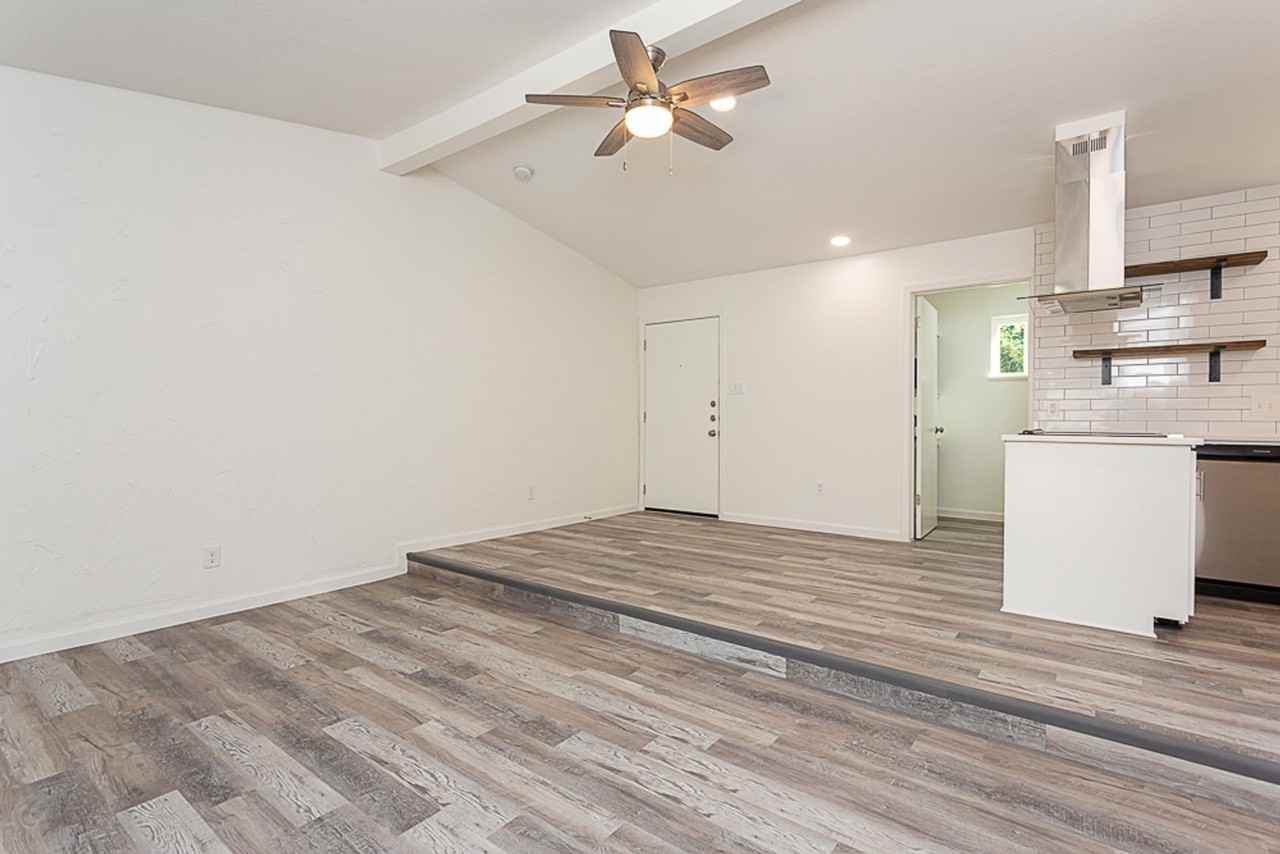 1119 Mariposa Drive #B - Photo 2 of 19