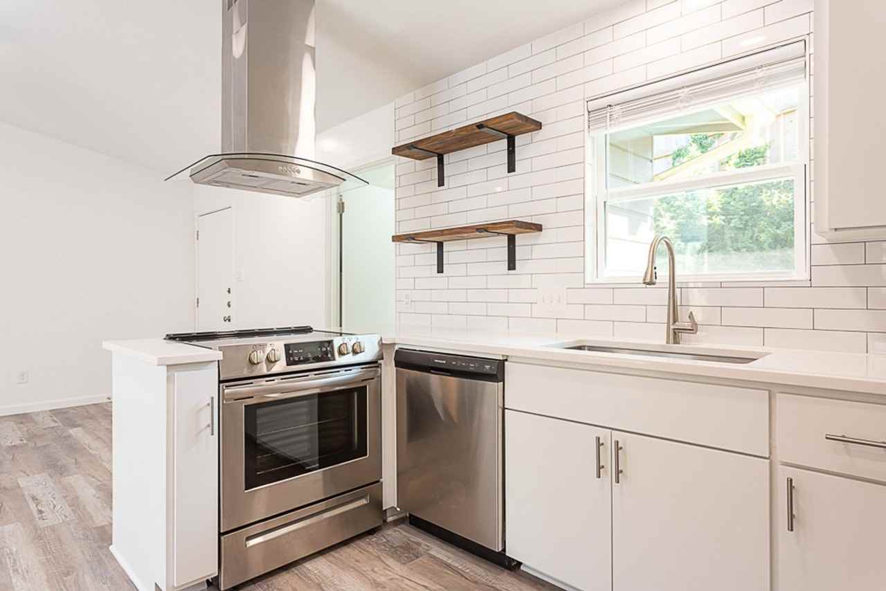 1119 Mariposa Drive #B - Photo 7 of 19