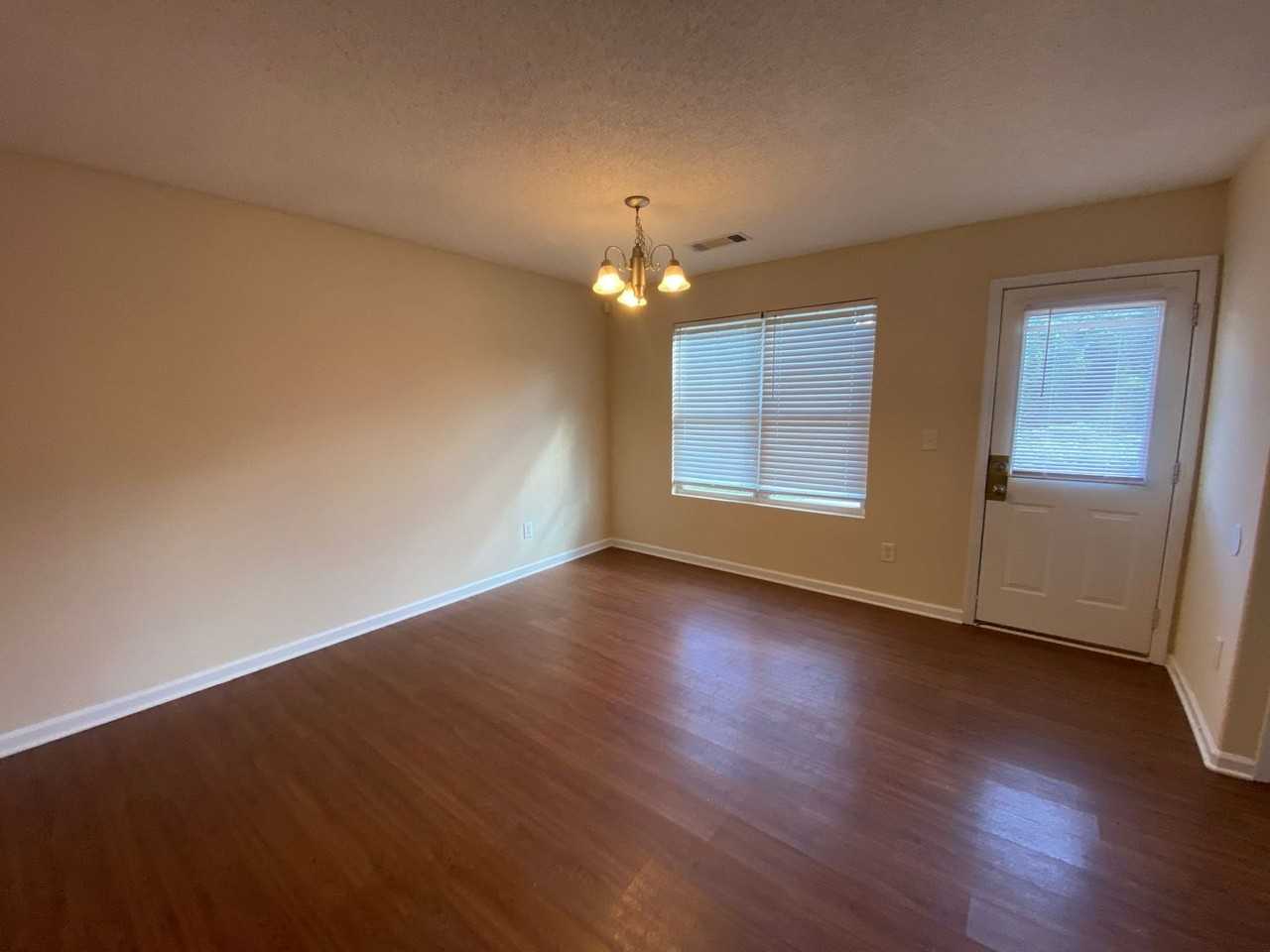 242 Fern Ridge Ct - Photo 2 of 13