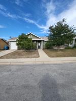 featured image of 121 Ivy Ln