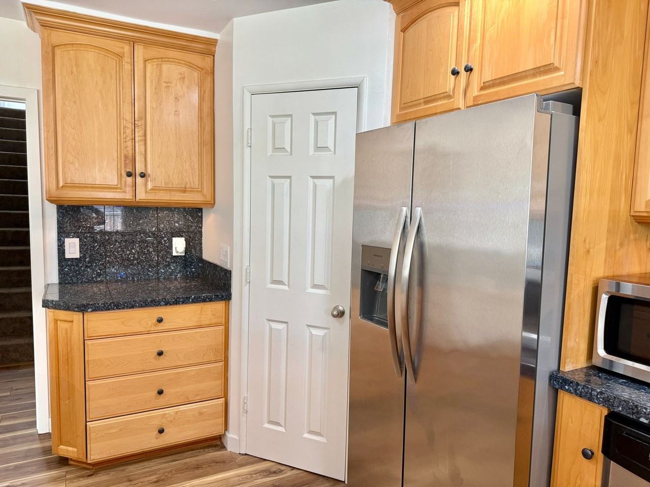 9627 Hume Rd - Photo 3 of 9