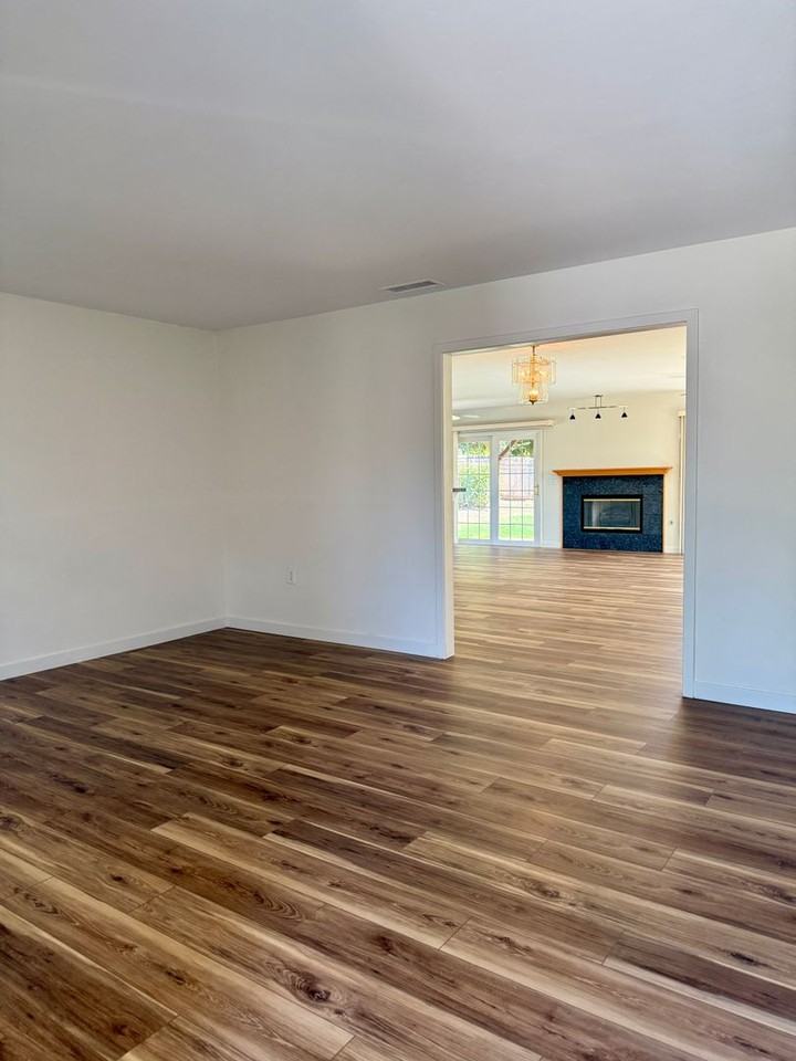 9627 Hume Rd - Photo 6 of 9