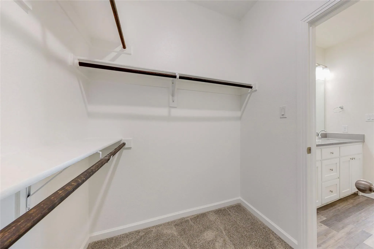 16184 Doe Lake Dr - Photo 7 of 9