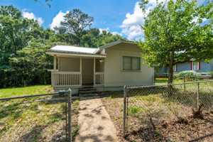 featured image of 517 6th St