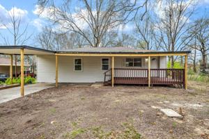 featured image of 821 9th Way