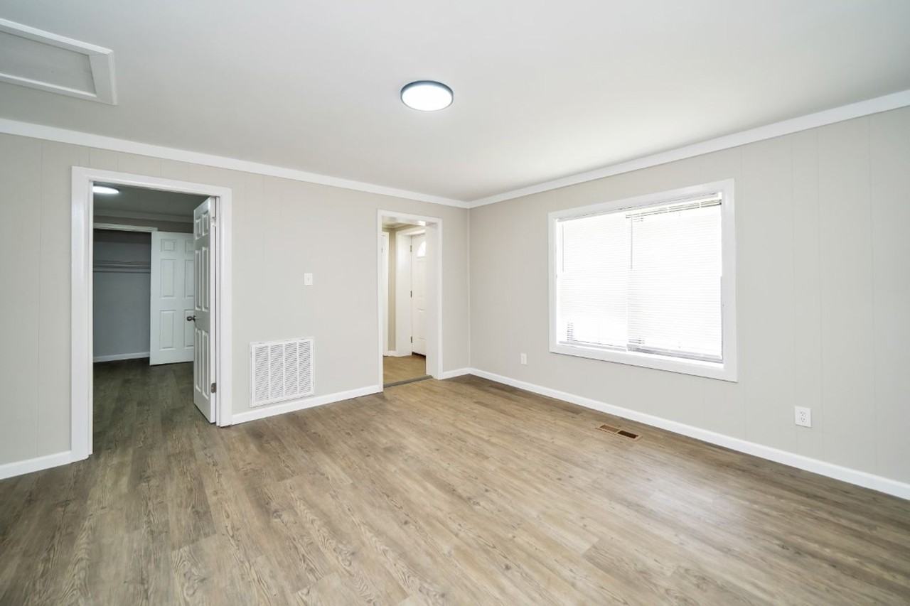 246 1st Ave Nw - Photo 6 of 18