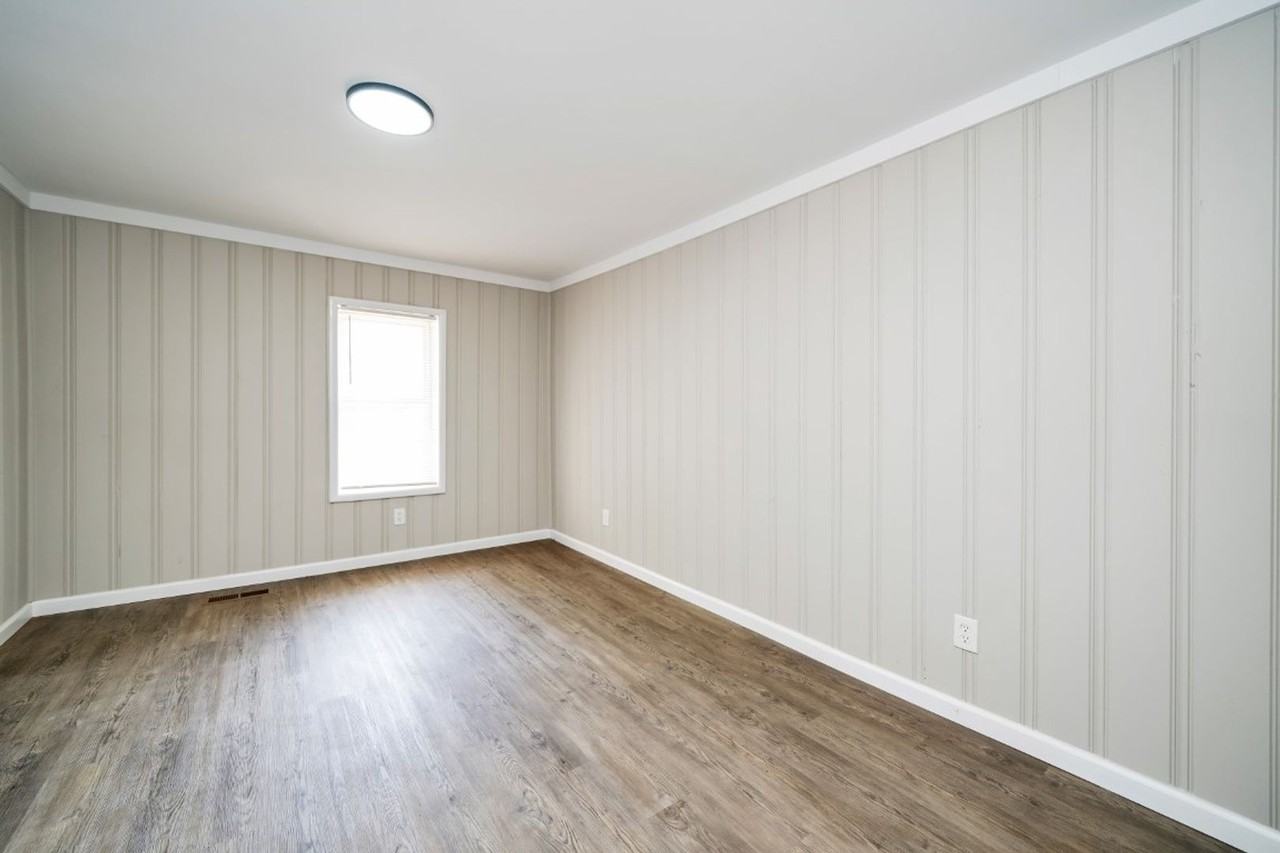 246 1st Ave Nw - Photo 7 of 18